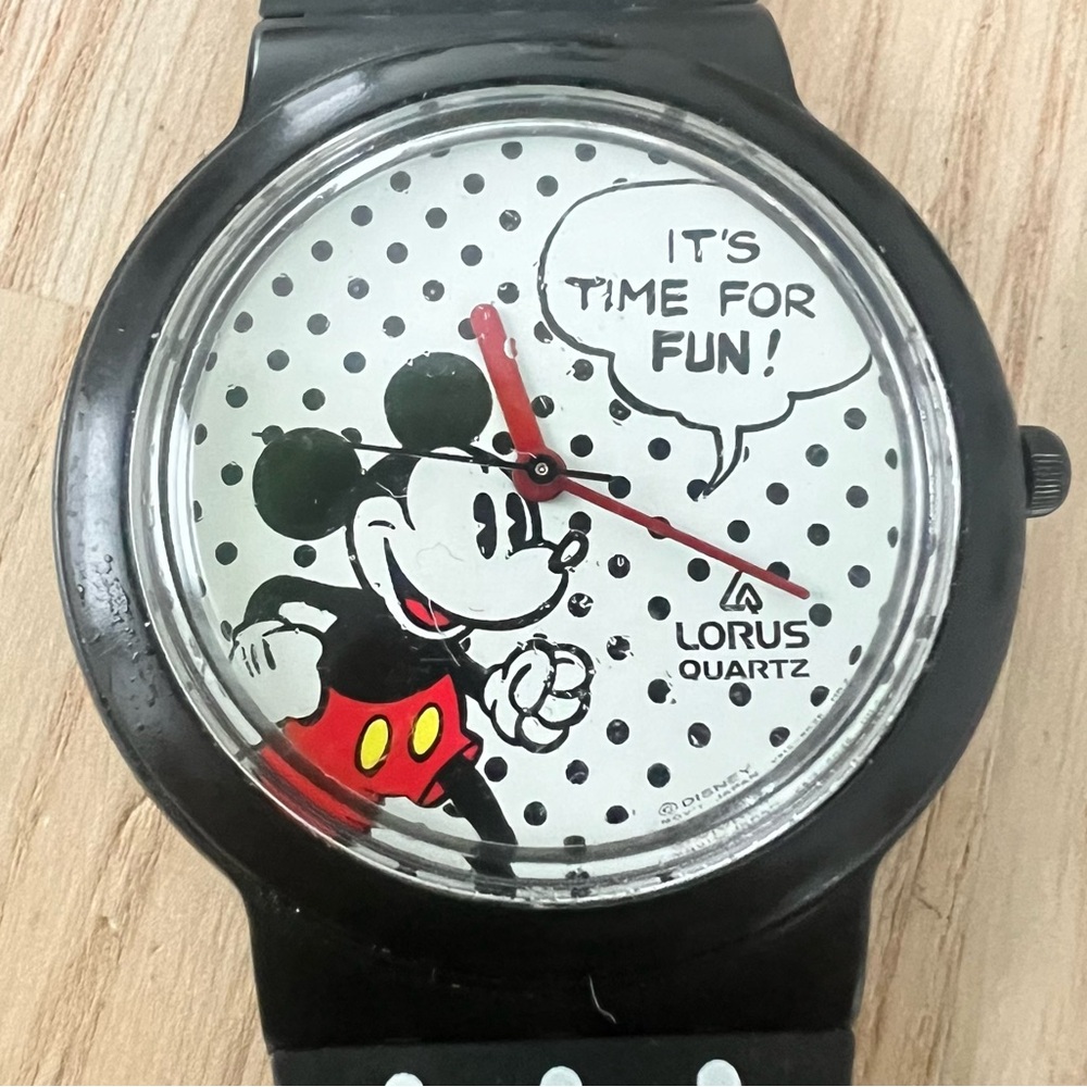 Lorus Disney Mickey Mouse it’s time for fun polka dot watch NEW BATTERY